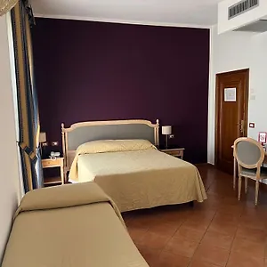 Отель Bologna, Флоренция